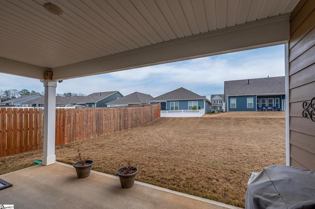 607 Raleighwood Lane, Simpsonville, SC 29681