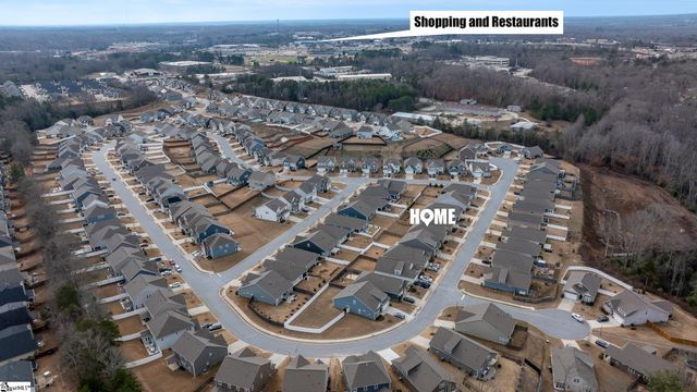 607 Raleighwood Lane, Simpsonville, SC 29681