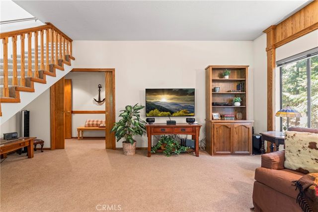 24250 Horst Drive, Crestline, CA 92325