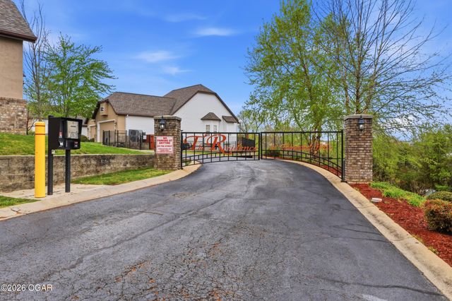 101 Residence Lane, Branson, MO 65616