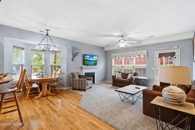 101 Residence Lane, Branson, MO 65616