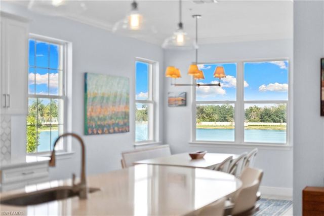 4620 Arboretum CIR 201, Naples, FL 34112