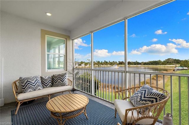 4620 Arboretum CIR 201, Naples, FL 34112