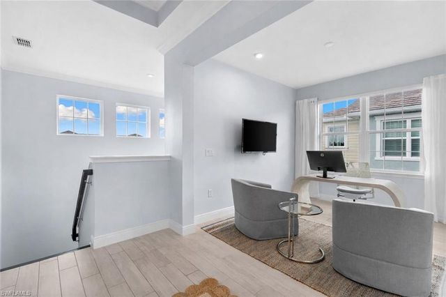 4620 Arboretum CIR 201, Naples, FL 34112