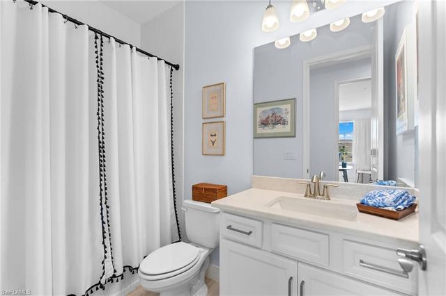 4620 Arboretum CIR 201, Naples, FL 34112