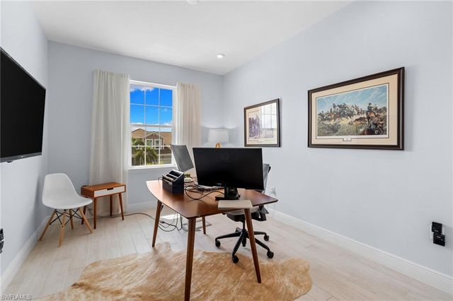 4620 Arboretum CIR 201, Naples, FL 34112