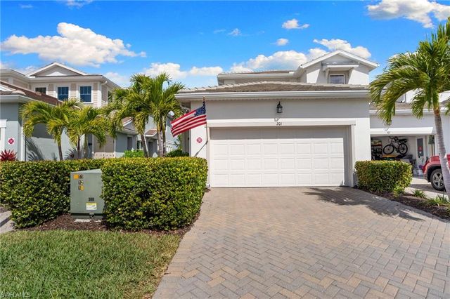 4620 Arboretum CIR 201, Naples, FL 34112