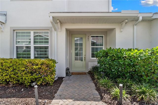 4620 Arboretum CIR 201, Naples, FL 34112