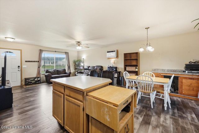 6182 W LOFTY RIDGE ST, Rathdrum, ID 83858