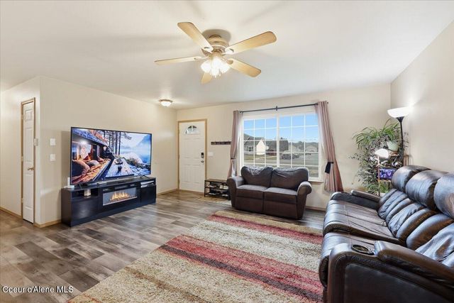 6182 W LOFTY RIDGE ST, Rathdrum, ID 83858