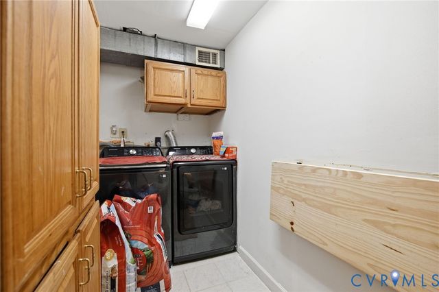 4812 Fairlake Ln, Glen Allen, VA 23060