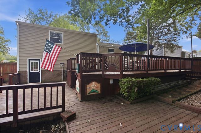 4812 Fairlake Ln, Glen Allen, VA 23060