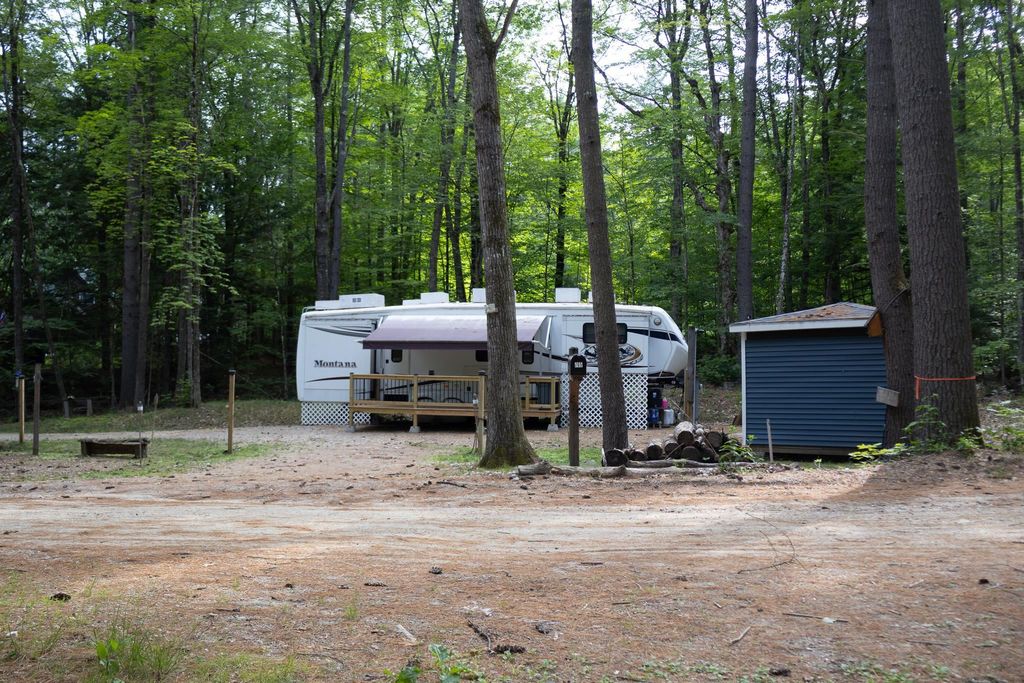 165 Kilton Pond Road, Grafton, NH 03240