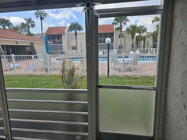 1428 SE 4th Avenue 107, Deerfield Beach, FL 33441