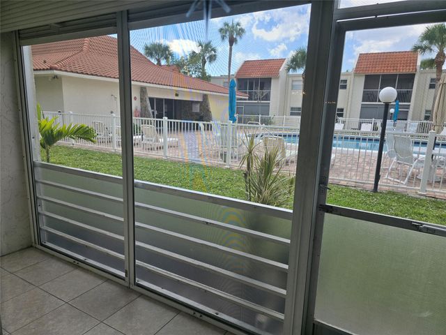 1428 SE 4th Avenue 107, Deerfield Beach, FL 33441
