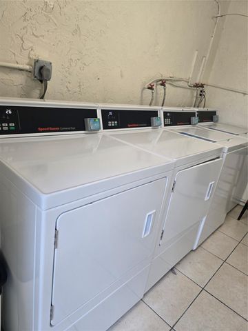 1428 SE 4th Avenue 107, Deerfield Beach, FL 33441
