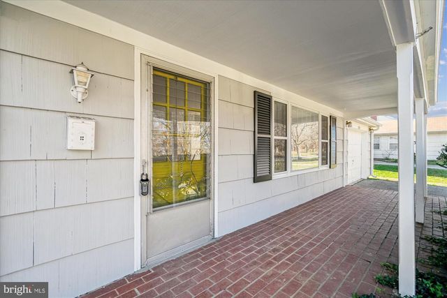 2820 BELAIR DR, Bowie, MD 20715