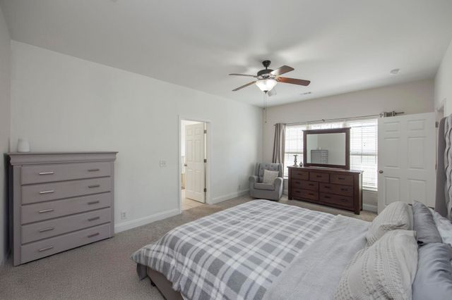 2165 Gold Valley Dr, Murfreesboro, TN 37130