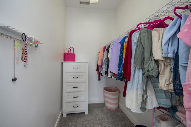 2165 Gold Valley Dr, Murfreesboro, TN 37130