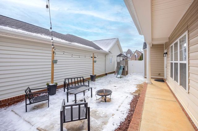 2165 Gold Valley Dr, Murfreesboro, TN 37130