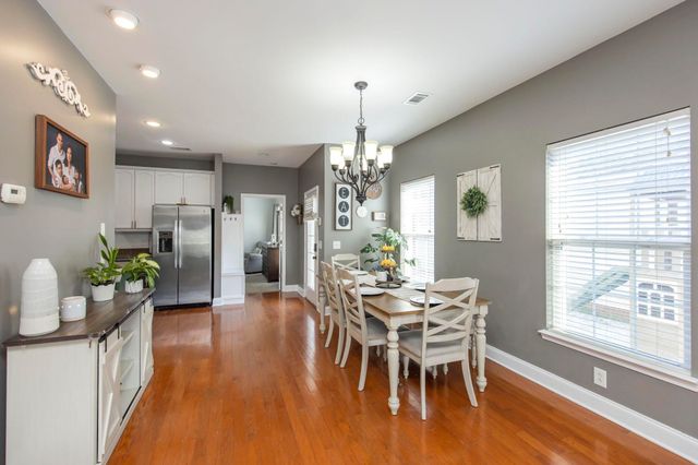 2165 Gold Valley Dr, Murfreesboro, TN 37130