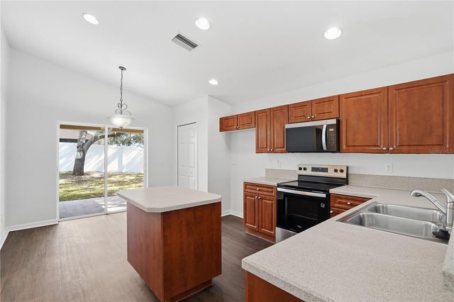 11719 CREST CREEK DRIVE, Riverview, FL 33569