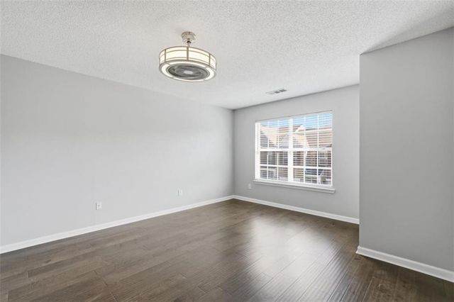 2347 Heritage Park Circle, Kennesaw, GA 30144