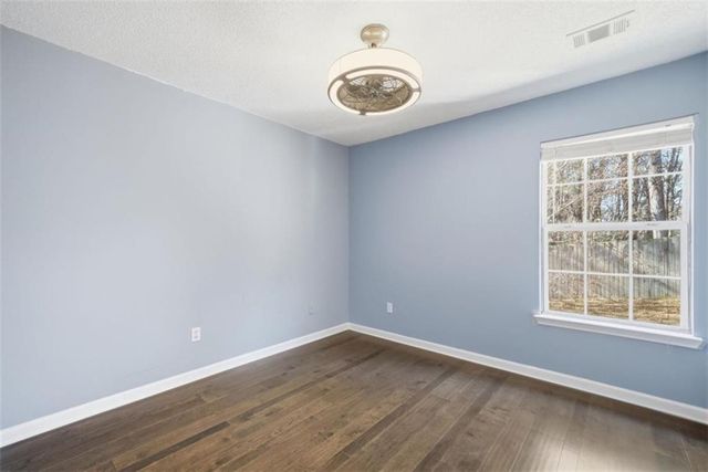 2347 Heritage Park Circle, Kennesaw, GA 30144