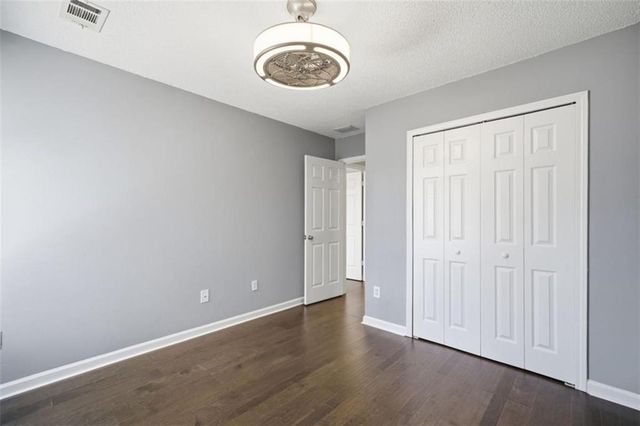 2347 Heritage Park Circle, Kennesaw, GA 30144