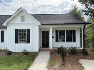 1547 Ebert Street, Winston-salem, NC 27103