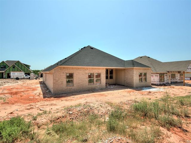 2217 Preserve Edge Road, Edmond, OK 73034