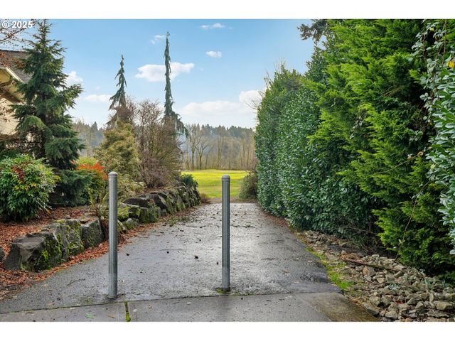 228 MISTY Ln, Woodland, WA 98674