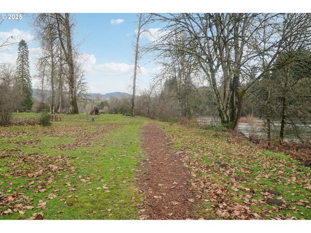 228 MISTY Ln, Woodland, WA 98674