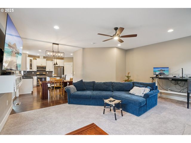 228 MISTY Ln, Woodland, WA 98674