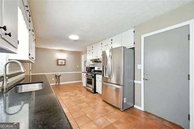 111 Brownsmill Drive, Grayson, GA 30017