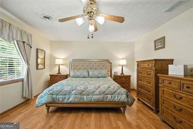 111 Brownsmill Drive, Grayson, GA 30017