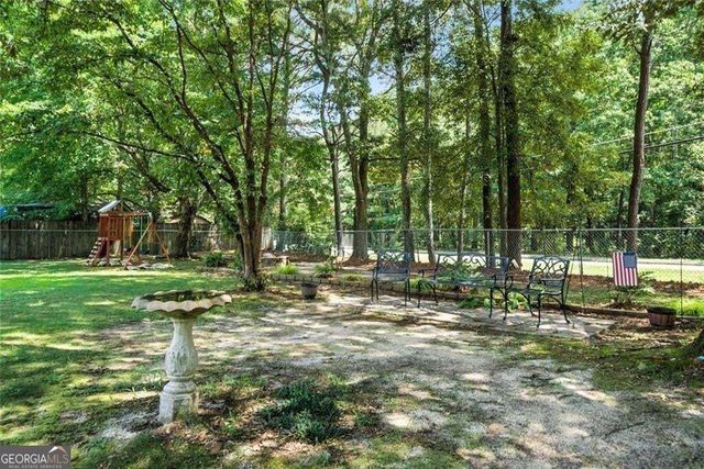 111 Brownsmill Drive, Grayson, GA 30017