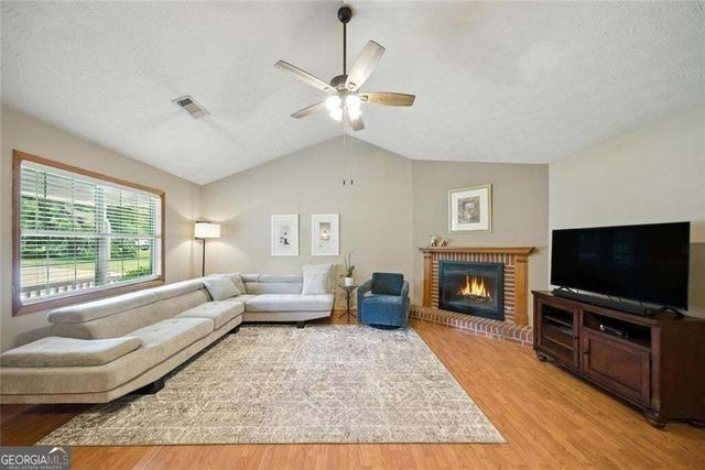 111 Brownsmill Drive, Grayson, GA 30017