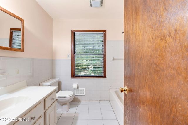 3 Merkin Drive, Millstone, NJ 08535