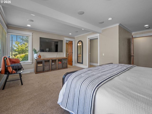 23781 Nw GROSSEN Dr, Hillsboro, OR 97124