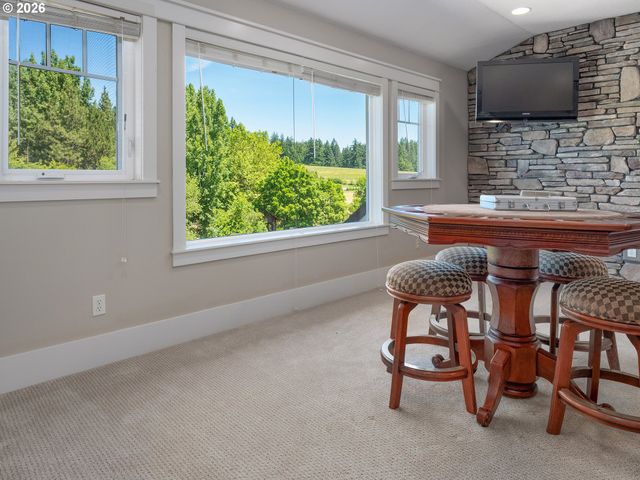 23781 Nw GROSSEN Dr, Hillsboro, OR 97124