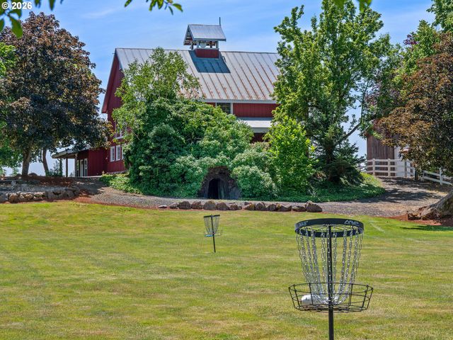23781 Nw GROSSEN Dr, Hillsboro, OR 97124