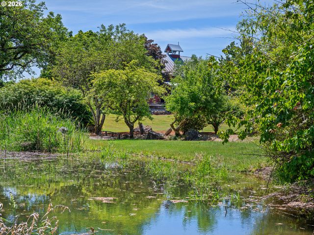 23781 Nw GROSSEN Dr, Hillsboro, OR 97124