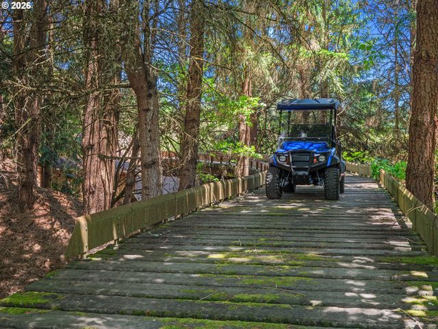 23781 Nw GROSSEN Dr, Hillsboro, OR 97124