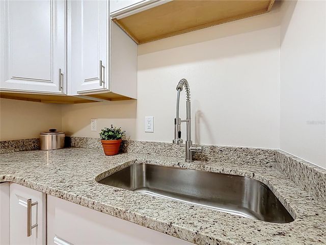 416 N HOURGLASS TERRACE, Crystal River, FL 34429