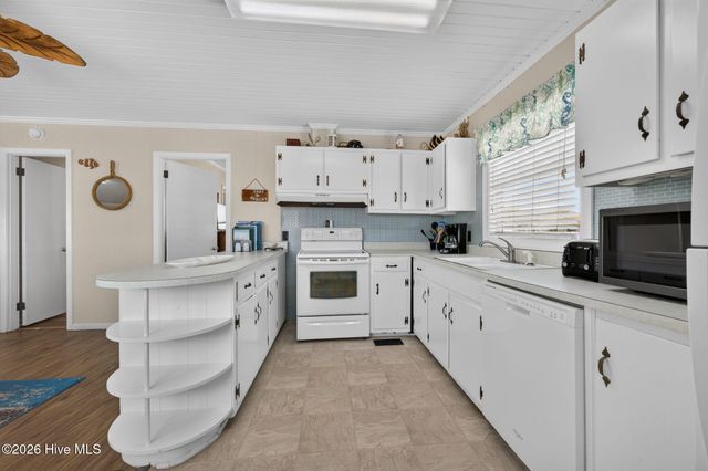 501 W Beach Drive, Oak Island, NC 28465