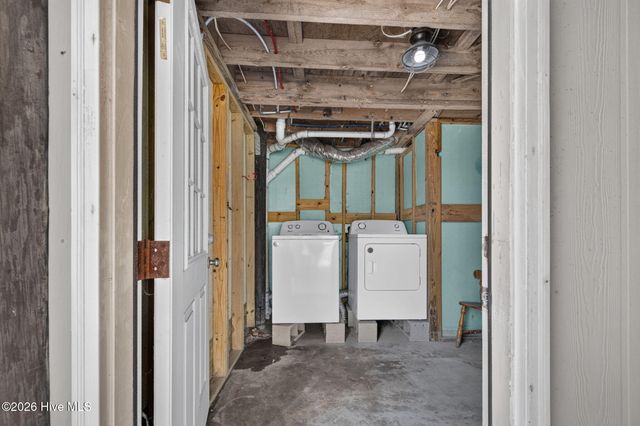 501 W Beach Drive, Oak Island, NC 28465