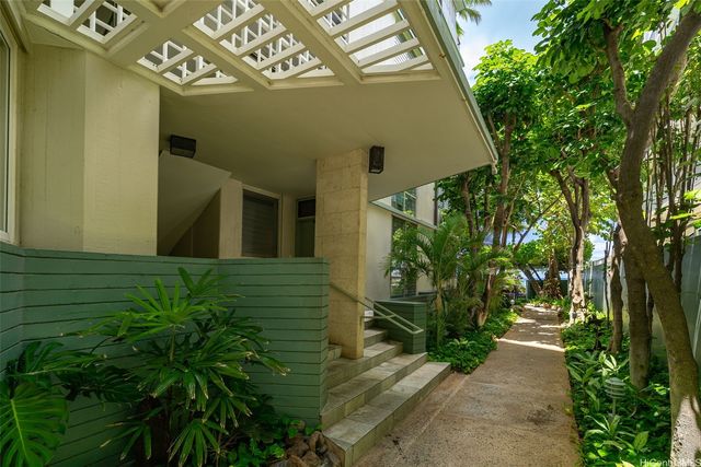 2943 Kalakaua Avenue 707, Honolulu, HI 96815
