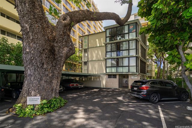 2943 Kalakaua Avenue 707, Honolulu, HI 96815
