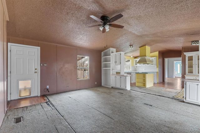 4012 Nebraska Trail, Granbury, TX 76048